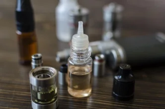 Drip tip: jeho tvar může ovlivnit chuť e-liquidu